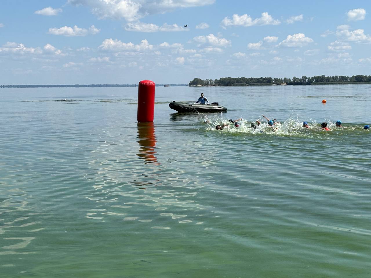 Як відбувалися змагання на воді