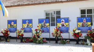 У Барській громаді відкрили Алею слави загиблим військовим