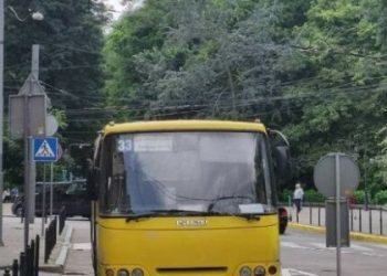 Автобус №33 у Львові: з 1 серпня курсує до ТРЦ «Вікторія Гарденс»