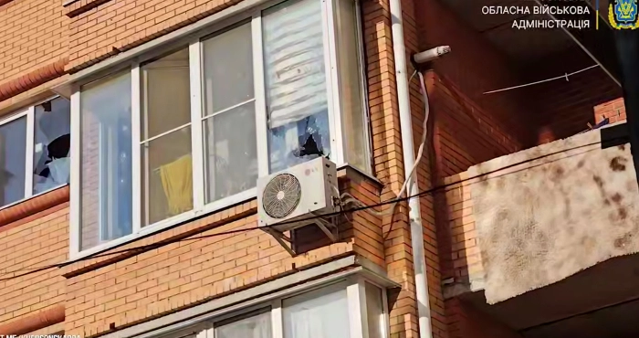 Будинок після російського обстрілу у Херсоні / Херсонська ОВА