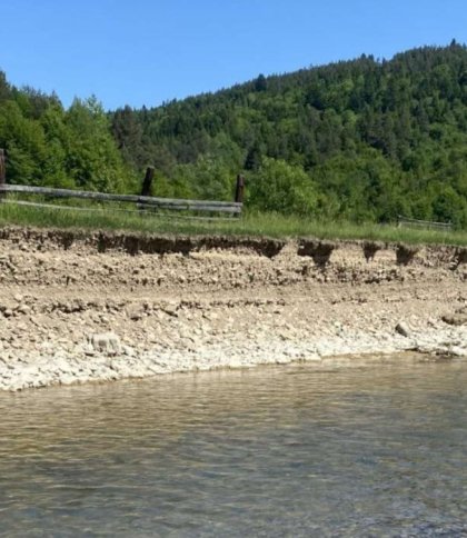 На Дрогобиччині винесли вирок водію за незаконне видобування піску та гравію