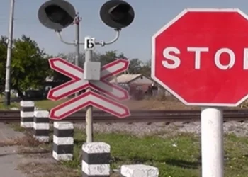 У Пустомитах тимчасово перекриють залізничний переїзд: схема об’їзду — Львівщіна