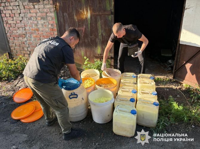 v82_79ddaf4150341309e38819c9ac57dd06