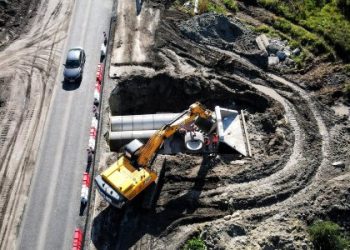 Ремонт траси до кордону на Львівщині з висоти пташиного польоту — Львівщіна