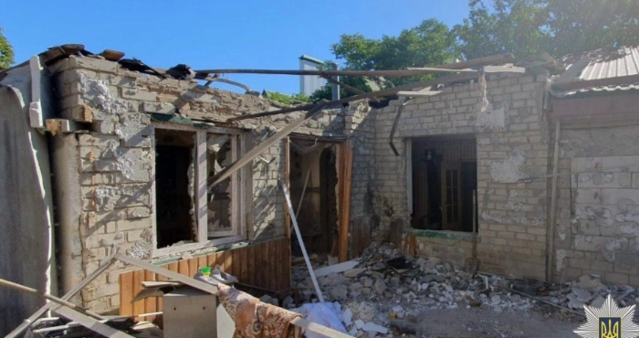 Наслідки обстрілів на Херсонщині / Фото Нацполіції України