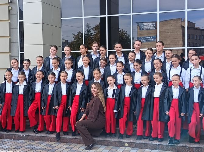 Учасники студії танцю STAR DANCE з Кам’янки 