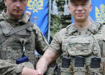 Військовий зі Львова отримав від Сирського відзнаку “Золотий хрест” — Львівщіна
