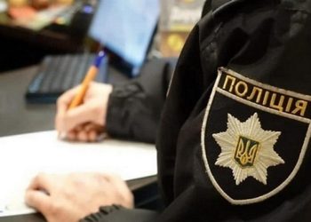 У Львові 15-річний хлопець випав з вікна багатоповерхівки і помер