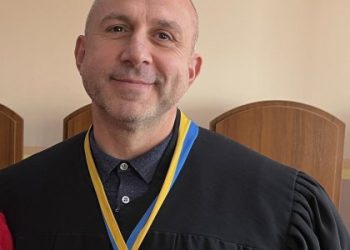 Підозрюваного в хабарництві суддю зі Львова відсторонили від роботи