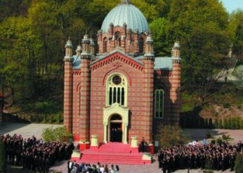 У церкві XIX ст. львівського університету відремонтують аварійний дах