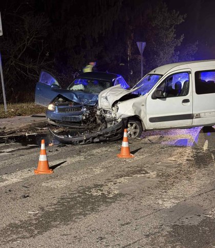 Через лобову ДТП у Львові троє людей потрапили до лікарні