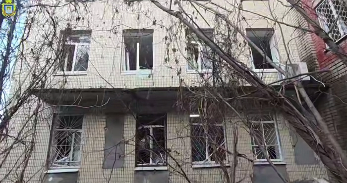 Будинок після російських обстрілів у Херсоні / Херсонська МВА
