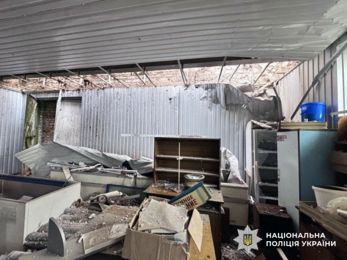 Пошкодження через російські обстріли / Херсонська поліція