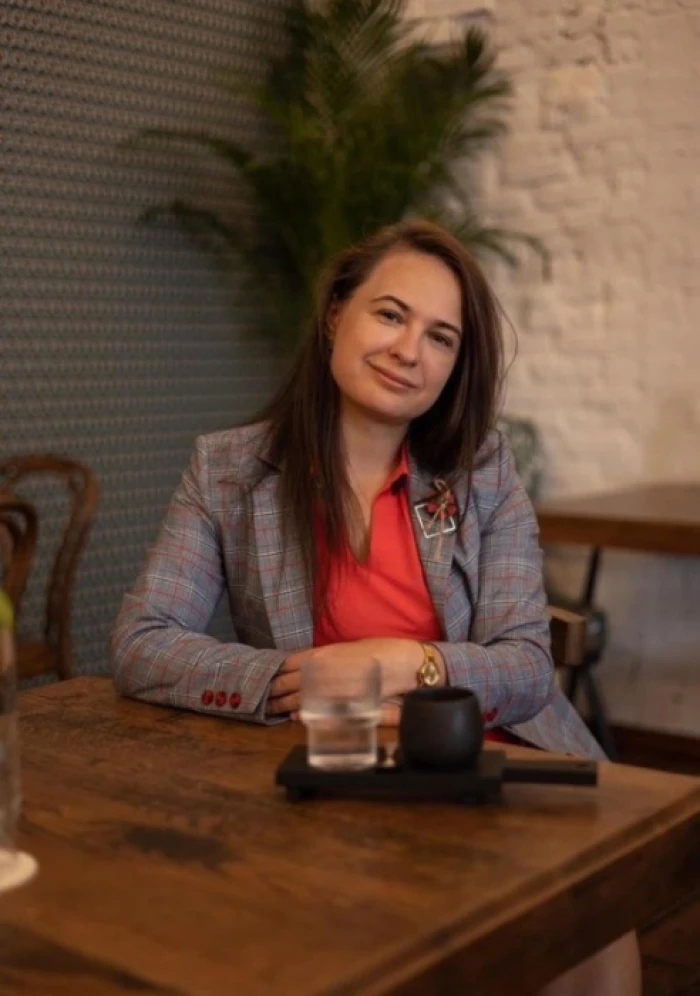 Вікторія Хмілевська / Вікторія Хмілевська