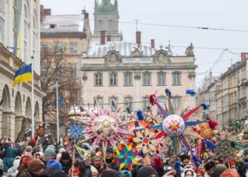 Близько тисячі людей взяли участь у традиційній Ході звіздарів у Львові — Львівщіна