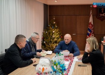 Бондаренко зустрівся з журналістами. Один з них – іноземець — Новости Черкасс