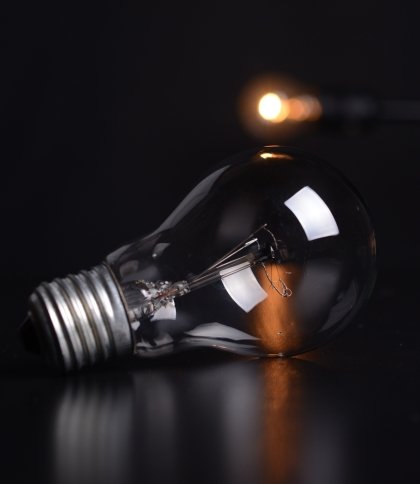 Коли не буде світла на Львівщині: актуальний графік відключень на 5 грудня