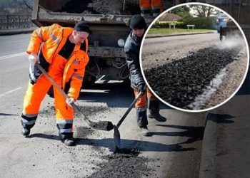На вул. Озерній у Волі-Гомулецькій облаштували основу за німецькою технологією NovoCrete та стелять нижній шар асфальту –