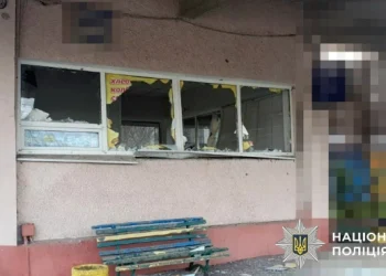 Російські обстріли на Херсонщині: одна людина загинула, ще одна поранена, пошкоджено понад 30 об’єктів