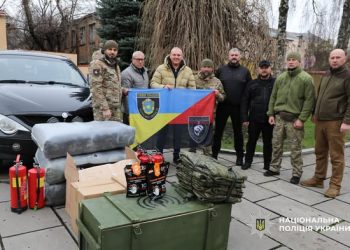 Стрілецький батальйон поліції Черкащини отримав від волонтерів автомобіль та засоби радіоелектронної боротьби — Новости Черкасс