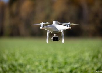 У Сокільниках у приватний будинок влучив дрон із вибухівкою –