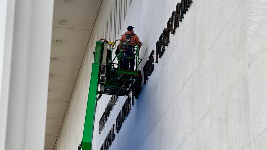 Додавання імені Дональда Трампа в назву Центру Кеннеді у Вашингтоні