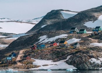 Дипломати заперечують присутність російських і китайських кораблів біля Гренландії — FT