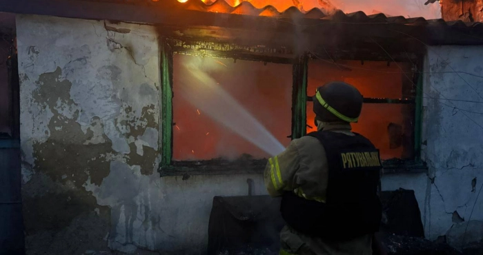 Ліквідація наслідків пожежі / ДСНС Херсон