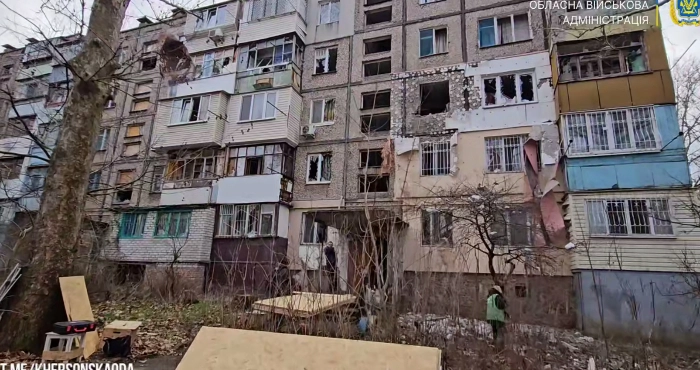 Наслідки російського обстрілу Херсона / Херсонська ОВА