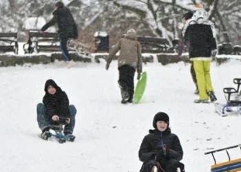 У ЛОВА розповіли, чи продовжать канікули у школах області — Львівщіна