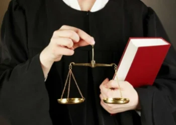 Вища рада правосуддя звільнила суддю, яка не повернулась з окупації на Херсонщині