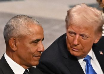 Трамп заявив, що Обама «розкрив секретну інформацію», коли сказав, що інопланетяни існують | Світ