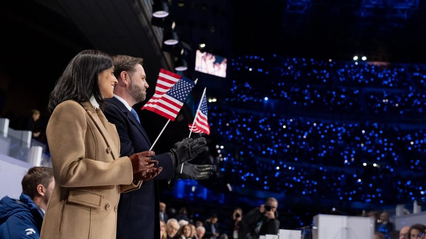 Віцепрезидент США та друга леді США Уша Венс на відкритті Олімпійських ігор в Італії