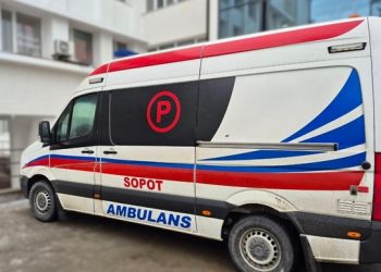 Під Львовом водій “швидкої” під дією наркотиків збив дитину