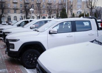 Колектив обласної Екстренки передав ЗСУ автопідтримку — Новости Черкасс