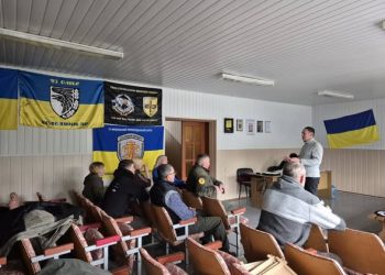 Ляшко прочитав лекцію про археологію в «Холодному Яру» — Новости Черкасс
