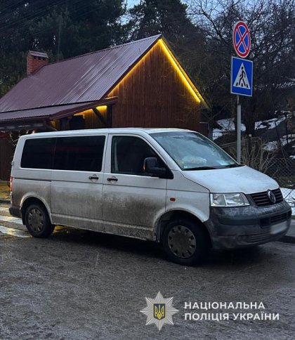 Піл Львовом затримали 21-річного хлопця за викрадення мікроавтобуса Volkswagen