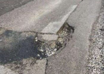 Після морозів дороги Європи вкрилися ямами | АВТО НОВИНИ |