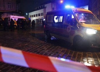 Після вибухів у центрі Львова 12 поранених лишаються в лікарнях –