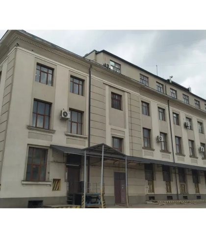 Укрпошта за 56 млн грн продає приміщення біля залізничного вокзалу у Львові