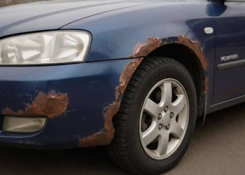 Відлига шкодить авто: як захистити машину від реагентів | АВТО НОВИНИ |