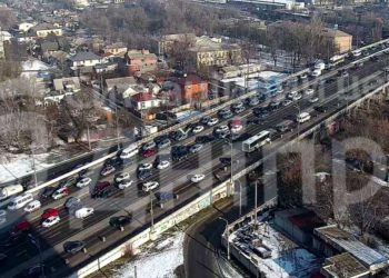 Затор на Слобожанському проспекті 23 лютого – що відомо | АВТО НОВИНИ |