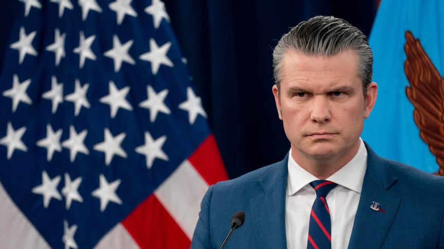 Міністр оборони США Піт Гегсет під час брифінгу в Пентагоні, 2 березня 2026 року