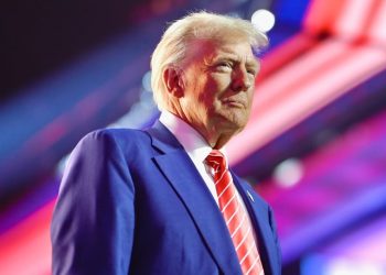 Імені Дональда Трампа. У Флориді перейменують аеропорт «Палм-Біч» на честь президента США | Світ