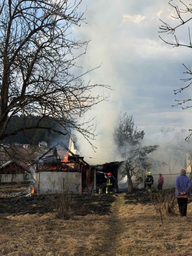 Фото з місця пожежі у Східниці