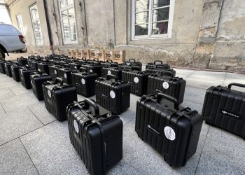 Львів передав військовим важливу допомогу: автомобілі, квадрокоптери та спеціальне обладнання –