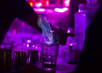 Власницю бару на Львівщині оштрафували за перебування дитини в закладі уночі — Львівщіна