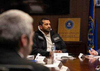 Директор ФБР Кеш Патель подав суд на Atlantic через матеріал про проблеми з алкоголем