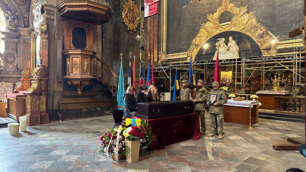 Герой України: Львів попрощався з військовослужбовцем Олегом Авдєєвим