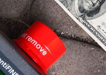 Купюру з перевищенням радіації у 1905 разів хотіли провезти через кордон на Львівщині — Львівщіна